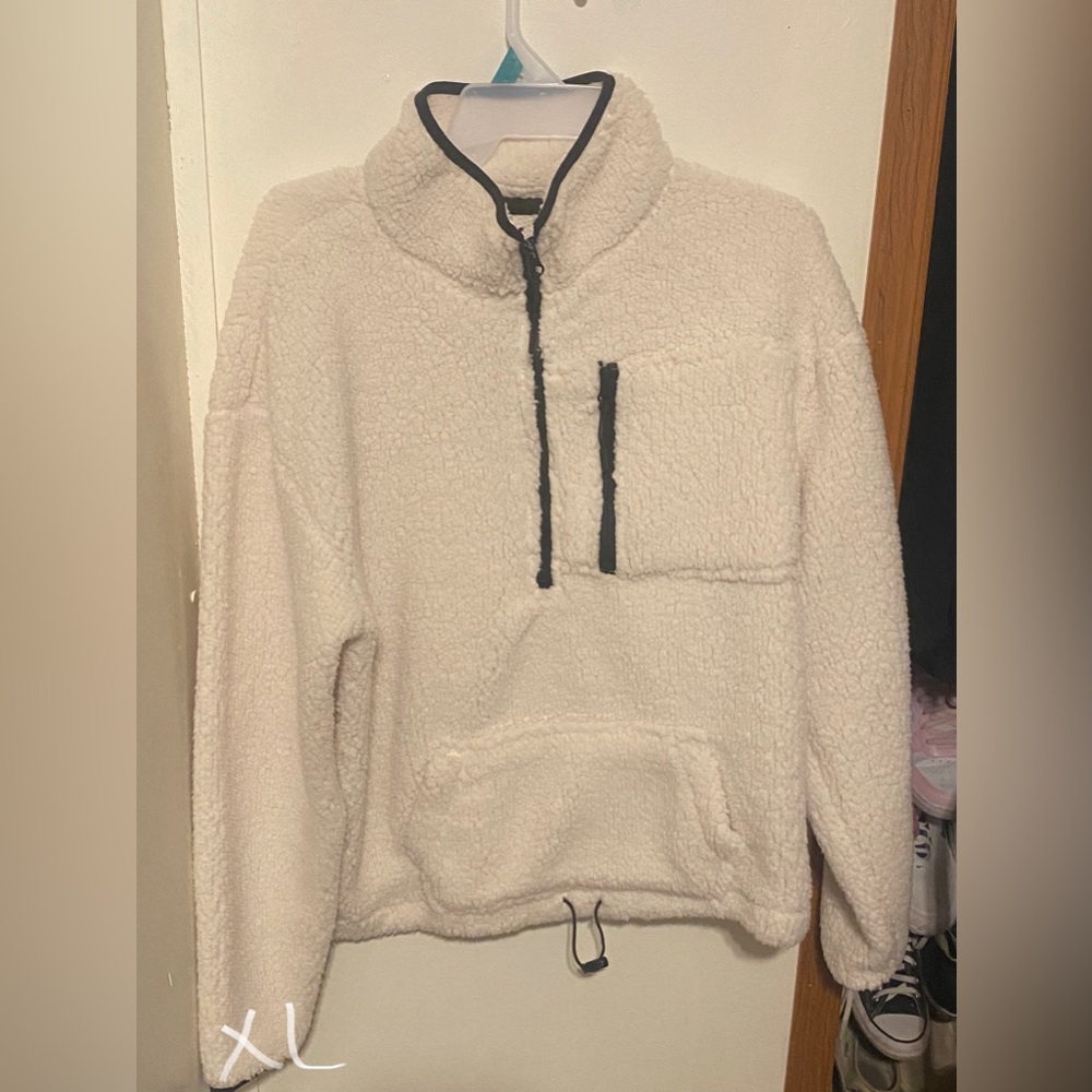 White Fluffy Pull Over